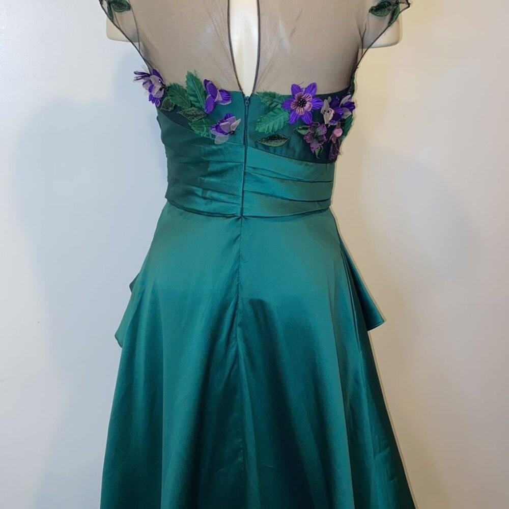 Marchesa notte Silk Embroidered Floral High Low Gown in Green - Picture 7 of 14